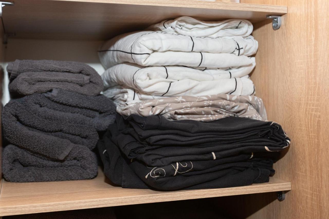Moderne & Fuldt Udstyret Lejlighed M.Plads Til 4 Hojbjerg 외부 사진