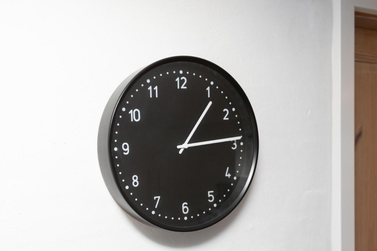 Moderne & Fuldt Udstyret Lejlighed M.Plads Til 4 Hojbjerg 외부 사진